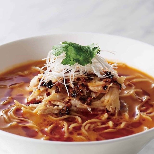 『LUCIS GARDEN 恵比寿』でいただける「よだれ鶏の担々麺」