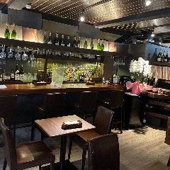 Antique ＆ Cafe Bar