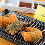 季節の食材を仕入れ
期間限定の串揚げも多数