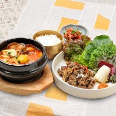 スンドゥブチゲ＆ミニプルコギ 　　　　　　1,580円