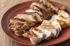 上州地鶏の炭火焼き ～柚子胡椒添え～