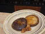 ジャンボ椎茸のバター焼き