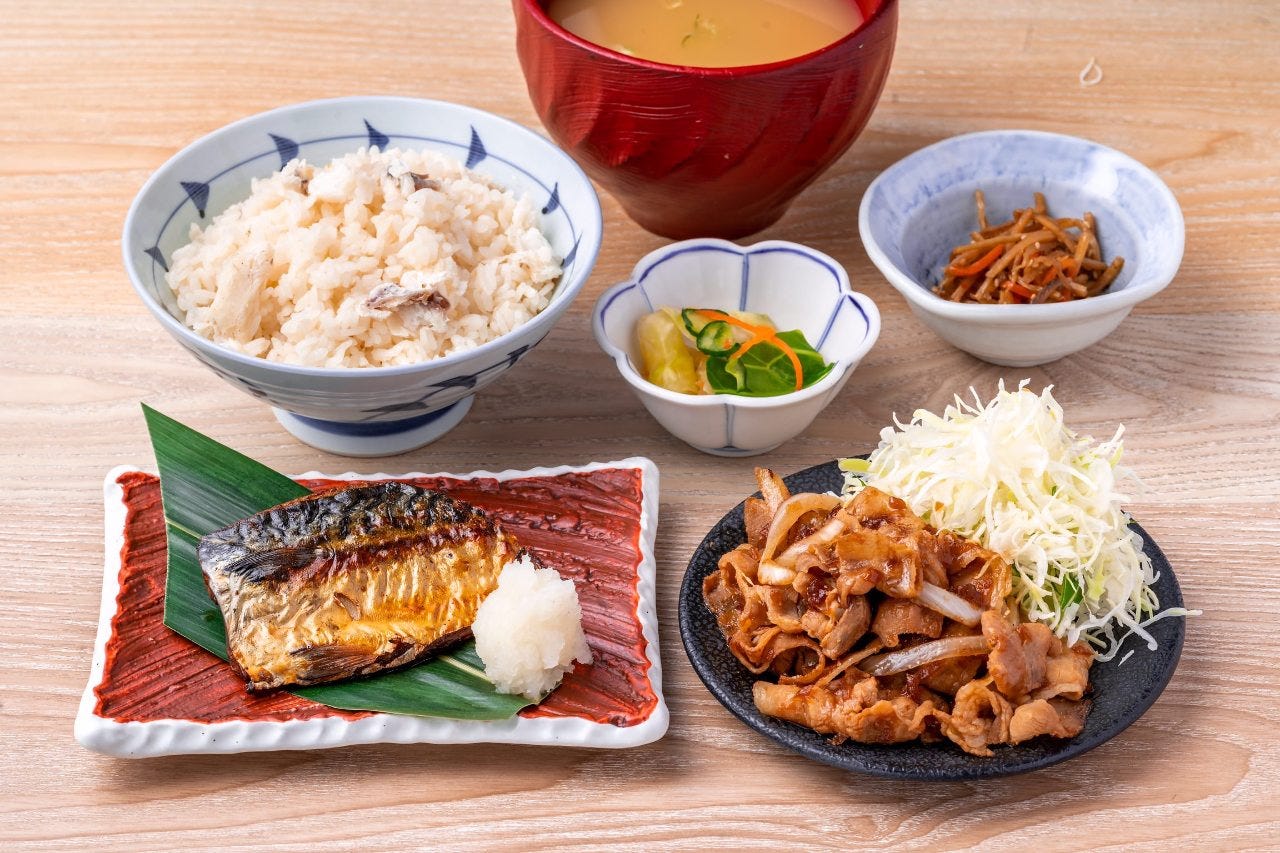 東京コトブキ 東京駅店の焼き魚出汁とろろ膳鯛めし食べ放題付き