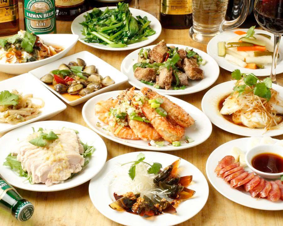 台湾を感じる「台湾屋台料理」がズラリ！小皿で色々。。 