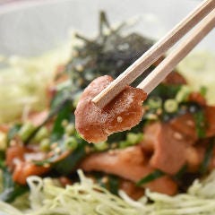 新鮮な牛もつ肉の旨味そのままに香ばしく仕上げたもつ炒め！