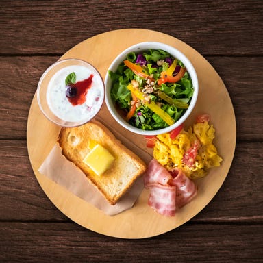 Kanya COFFEE 谷町店_1日の成功を決めるモーニング