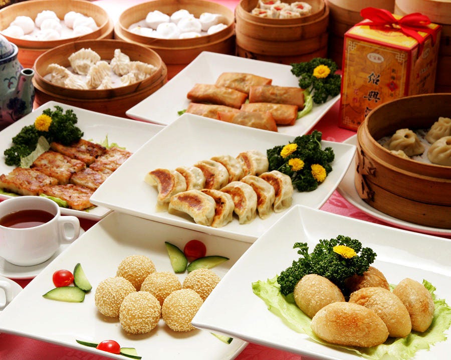 本格香港点心は必食！
人気の食べ放題もございます。