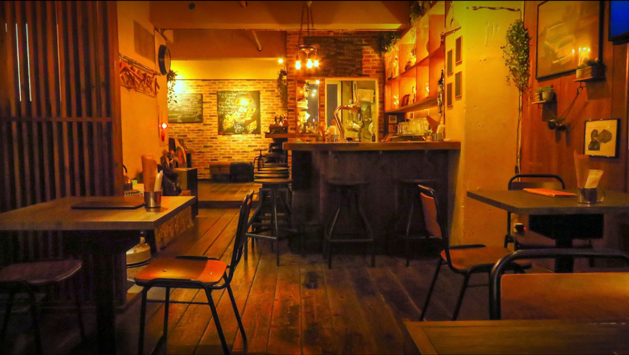 創作dining HangOut ハングアウト