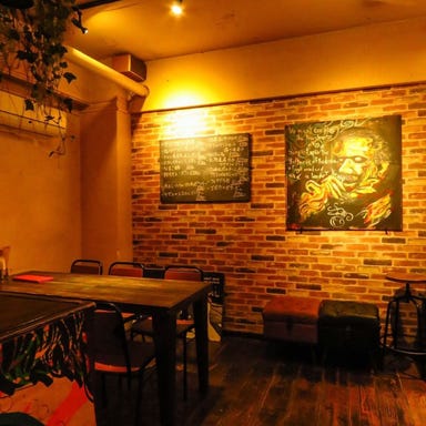創作dining HangOut ハングアウト 店内の画像