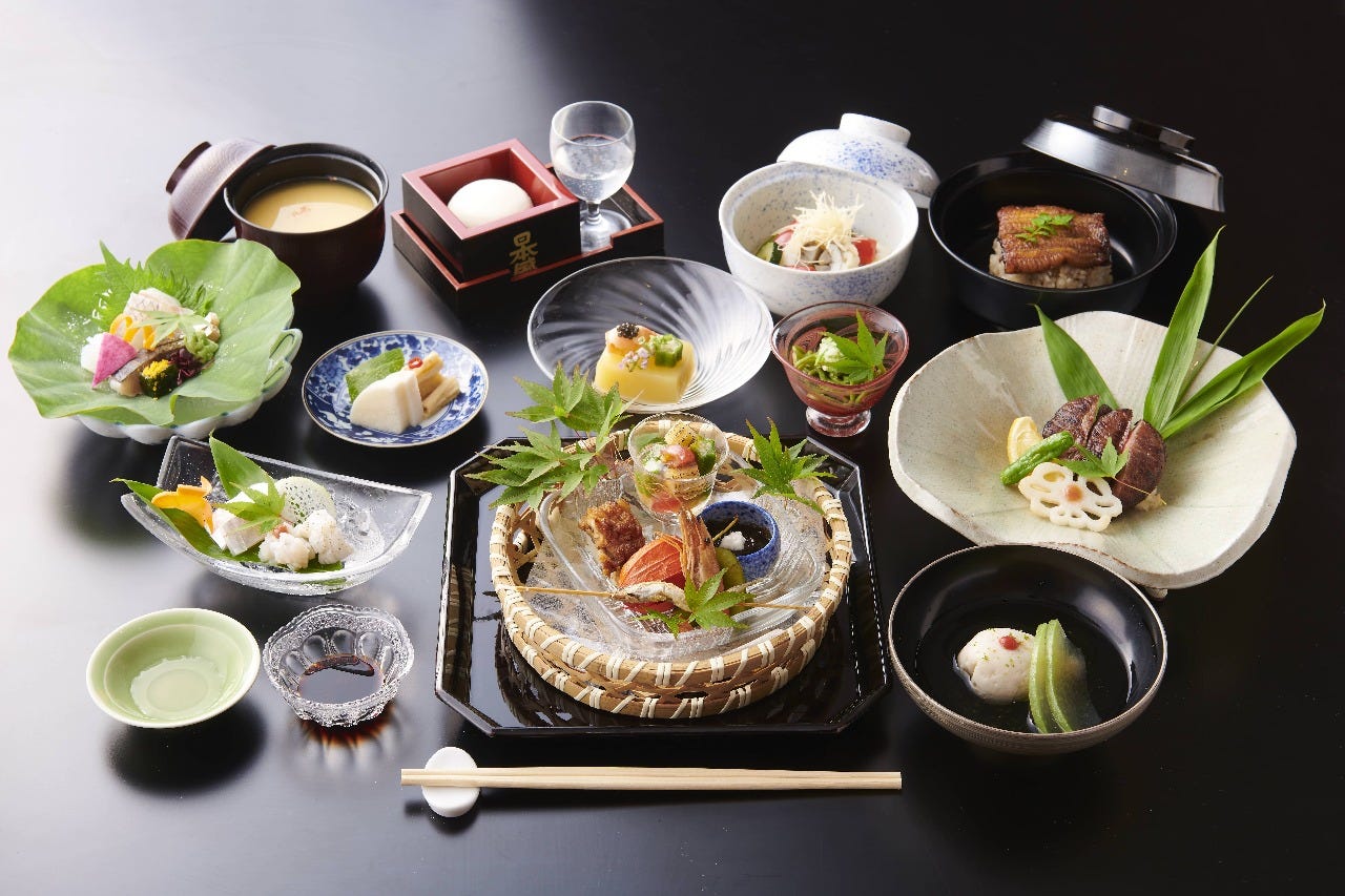日本盛酒藏通り炼瓦馆花さかり 西宫 怀石料理 多道日本传统菜肴 Gurunavi 日本美食餐厅指南