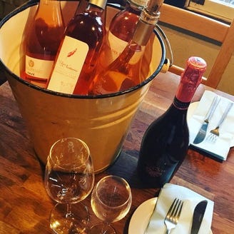 横浜駅でワイン好き必見の人気店 ワインバー 14選