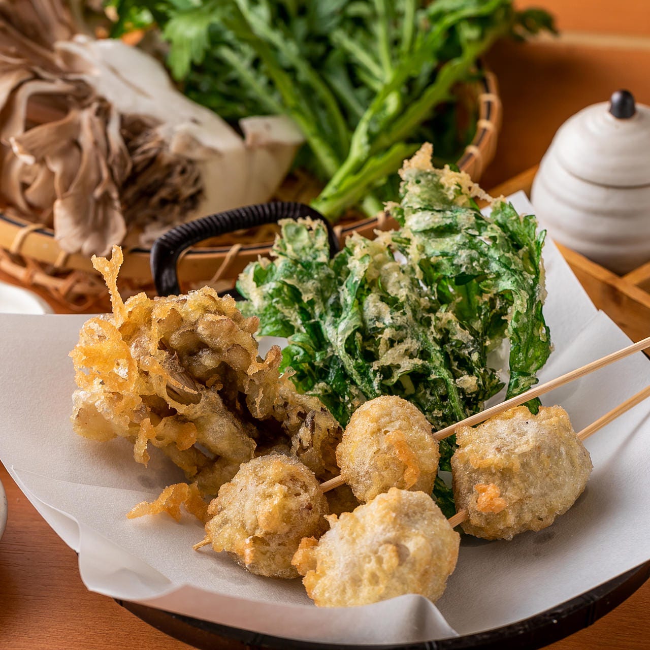 自社農園野菜の天ぷらとおでんに舌鼓！手作りの優しい味が魅力。