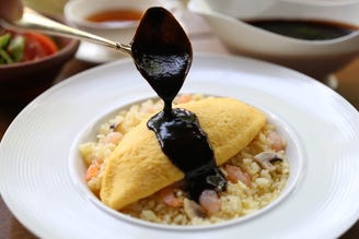 グリル洋定食とみんなのワイン食堂 Seiji メニュー オムライス コンソメスープ付 ぐるなび