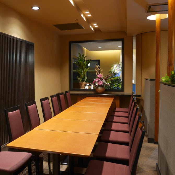 花殿 Ka Den 京橋京阪モール 近江牛一頭買い精肉卸直営店 大阪 京橋 焼肉 ぐるなび
