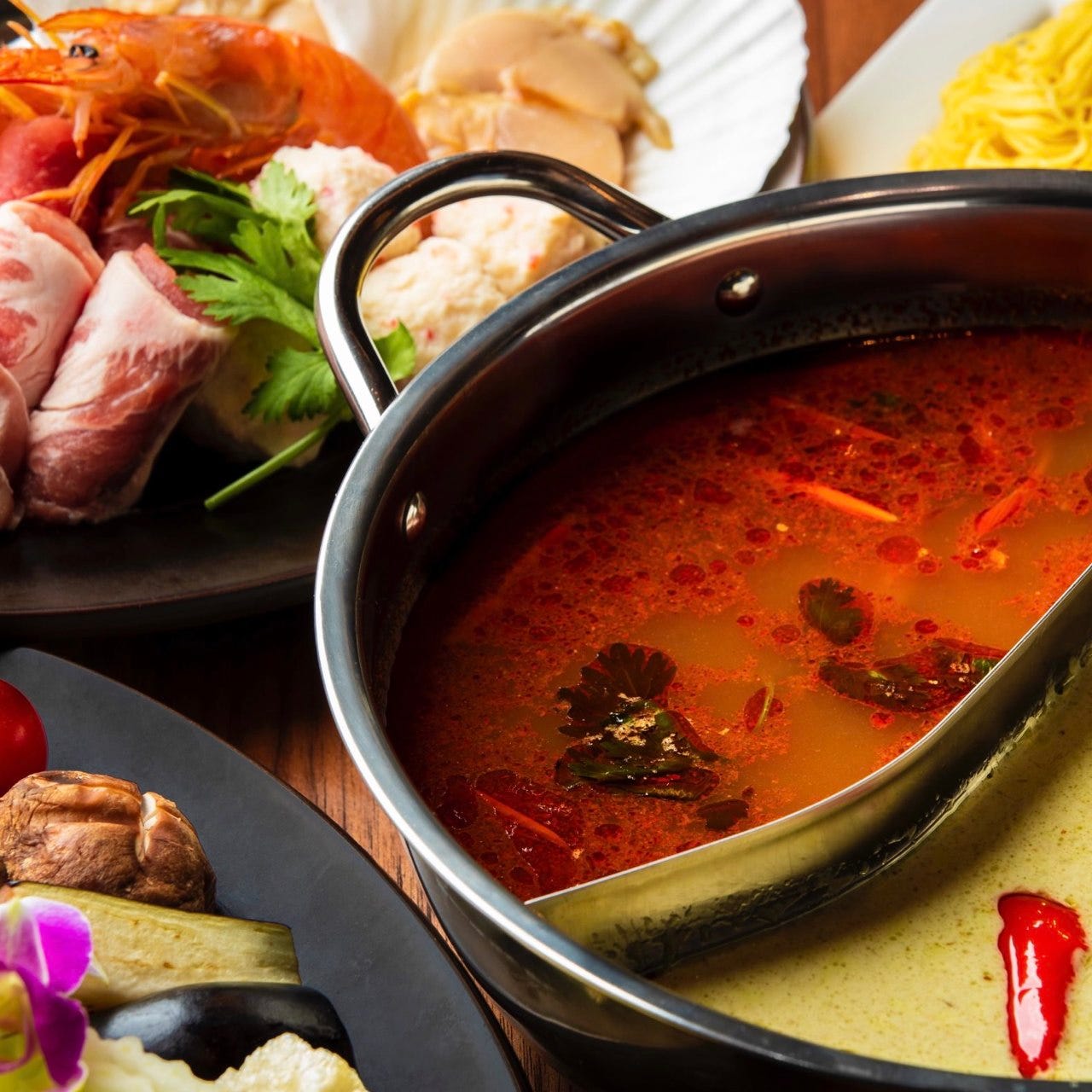 タイ料理ギンカーオ 赤坂インターシティair 溜池山王 各国料理 ダイニングバー Goo地図