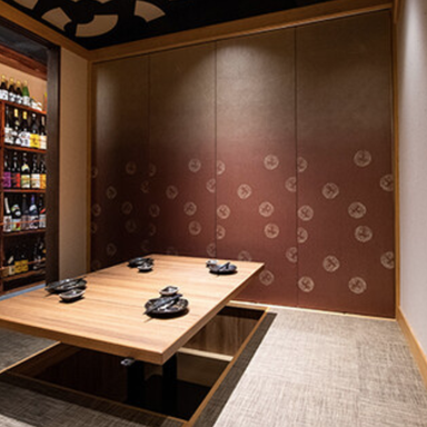 赤坂ソネマリ_デートや接待におすすめの、プライベート感あふれる個室。