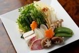 見ても食べても驚きの美味しさ
【江戸東京野菜】　大人気です！