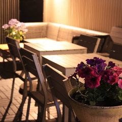 Wine＆Champagne Bar Rアール 