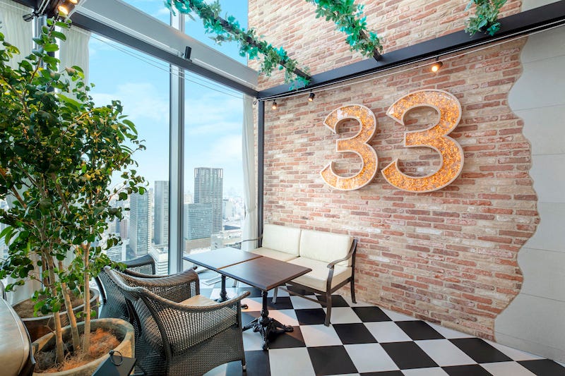 The 33 Cafe ＆ Restaurant(ザサーティースリーカフェアンドレストラン