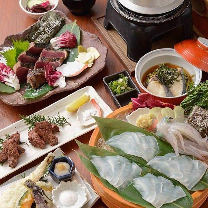 泳ぎイカと鰹の藁焼きタタキ 寅八商店 難波店 詳細 周辺情報 Navitime Travel