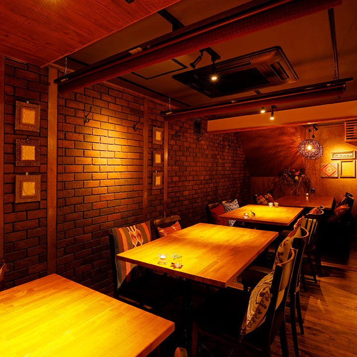 個室ダイニング jalan baru ~ジャランバル~_最大28名様OK!お洒落なダイニング