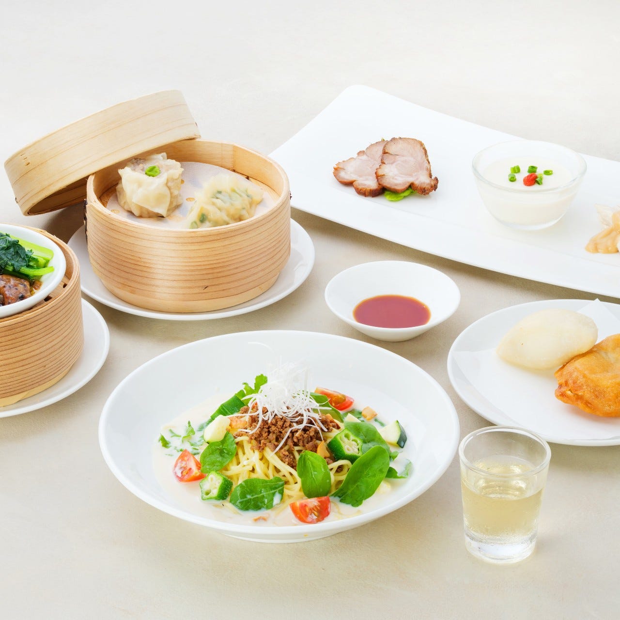 ごま豆乳ダレの冷麺「壺畑」冷麵飲茶ランチ　