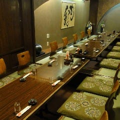 掘りこたつ席は全8室あり！一列で20名様までOKの会場も人気！