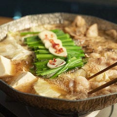 旬の鮮魚ともつ鍋 博多やまや 福岡本店