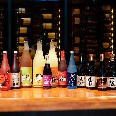 やまや蒸留所の焼酎や果実酒、ジンも取り揃えております。