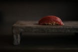産地直送で旬の鮮魚を毎日仕入れ。とろける寿司を召し上がれ