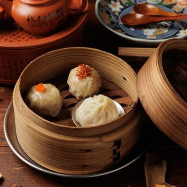 オオサカチャオメン 天満市場店_◎ 一番人気 ◎ 点心3種盛り