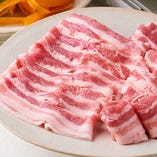 上質な国産豚肉【鹿児島県】
