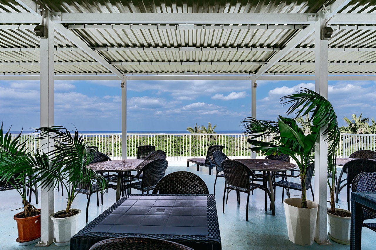 Yaeyama kitchen Palm Tree Lanai