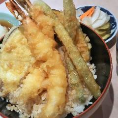 博多てんぷら 楽ちゃん 港本店