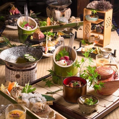 武田水軍 和歌山本店_造り盛り･桜鯛の小鍋･春の焼き物盛り合わせ･天婦羅･蒸物･桜海老と竹の子の土鍋ご飯のコース3850円