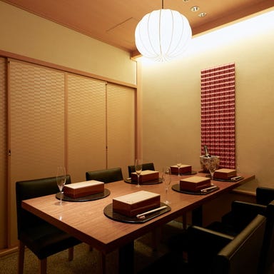 個室割烹 寿司北大路 品川店  店内の画像