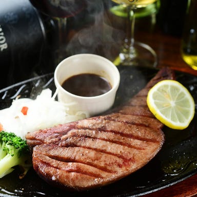 個室×肉料理 パウサビ 栄伏見店  コースの画像
