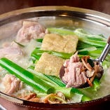 有田鶏濃厚スープの水炊きコースが一番人気！