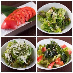 シーザーサラダ/韓国風チョレギサラダ/ザックリトマト/海鮮ワカメサラダ