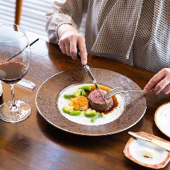 BISTORO TROIS‐QUARTS（ビストロ トロワキャール）