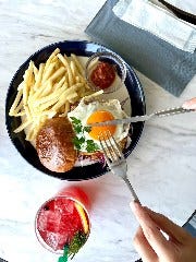 cafe＆dining blue terminal