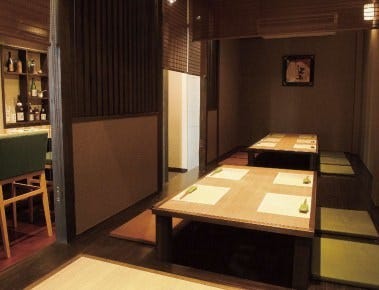ゆったり個室 八幡西区 東区で食事 ディナー 人気の完全個室 ソファー席など ぐるなび