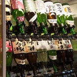 こだわりの日本酒が飲み放題で10種類以上お楽しみいただけます！