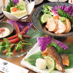 お酒のおつまみに楽しみたい珍味を日替わりでご用意！