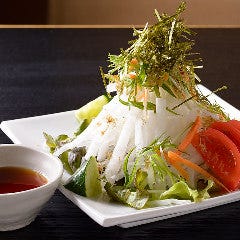 じゃこと大根パリパリのサラダ　～青じそドレで～