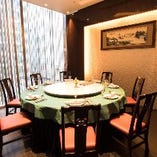 幅2メートルもある大きな円卓・くつろぎの中華個室で質の高いご宴会をどうぞ･･･