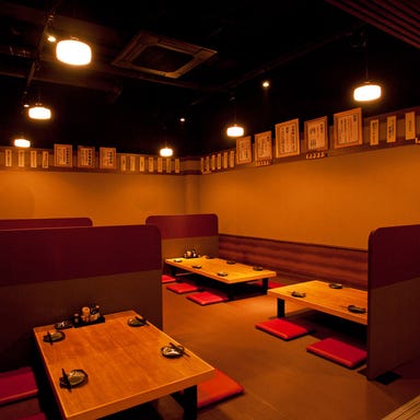 信州炉端焼と日本酒の店 串の蔵 新宿東口店 店内の画像