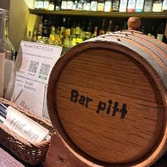 Bar pitt