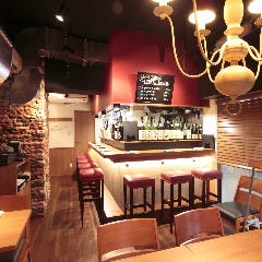 日本全国50種の地酒飲み放題 日本酒バル UMAMI（ウマミ）横浜
