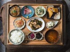 小料理と蒸留酒 ましろ